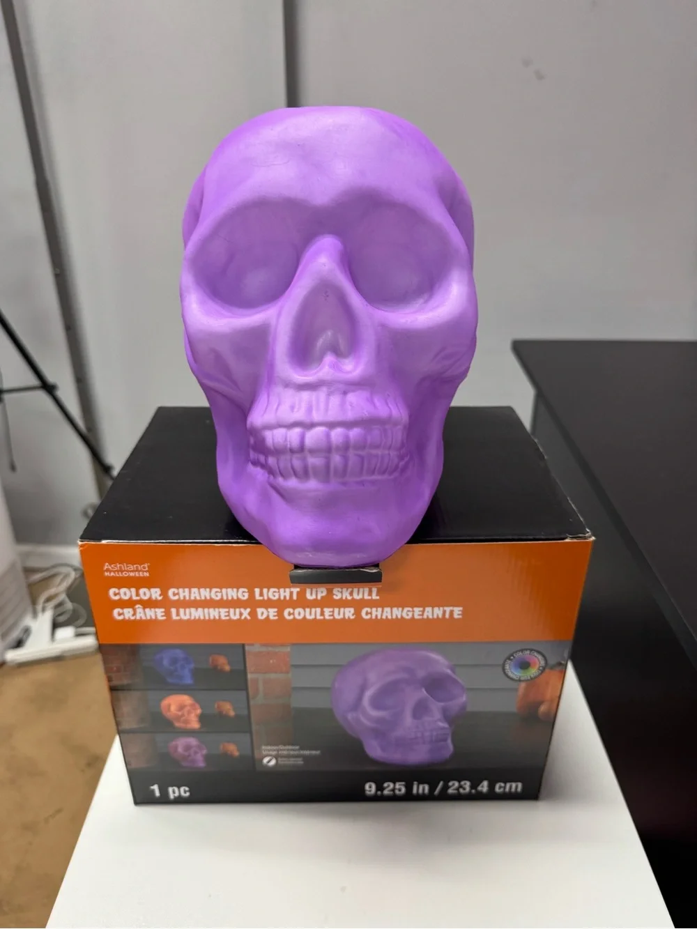 Ashland Halloween Color Changing Light up Skull